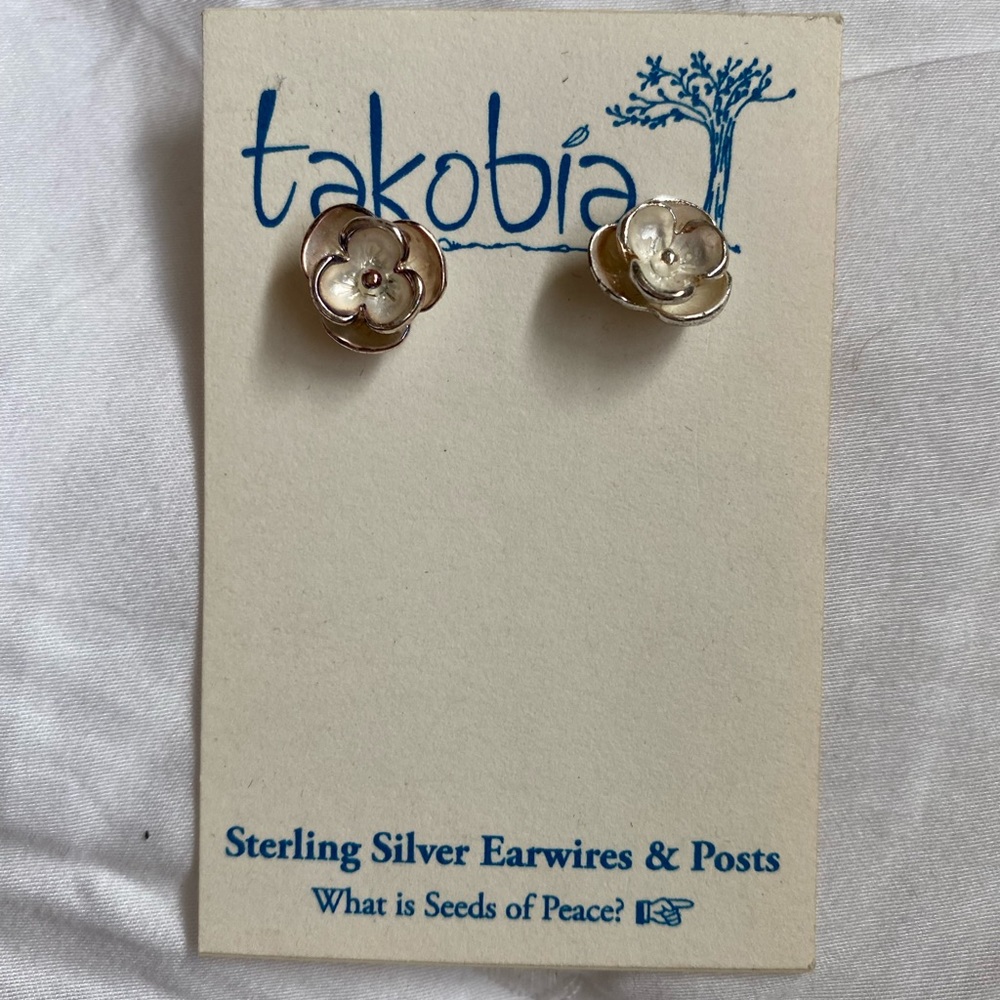 New takobia flower earrings